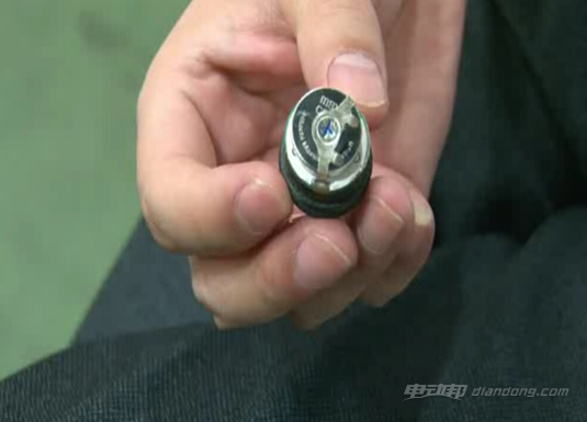 胎压监主机测换电池